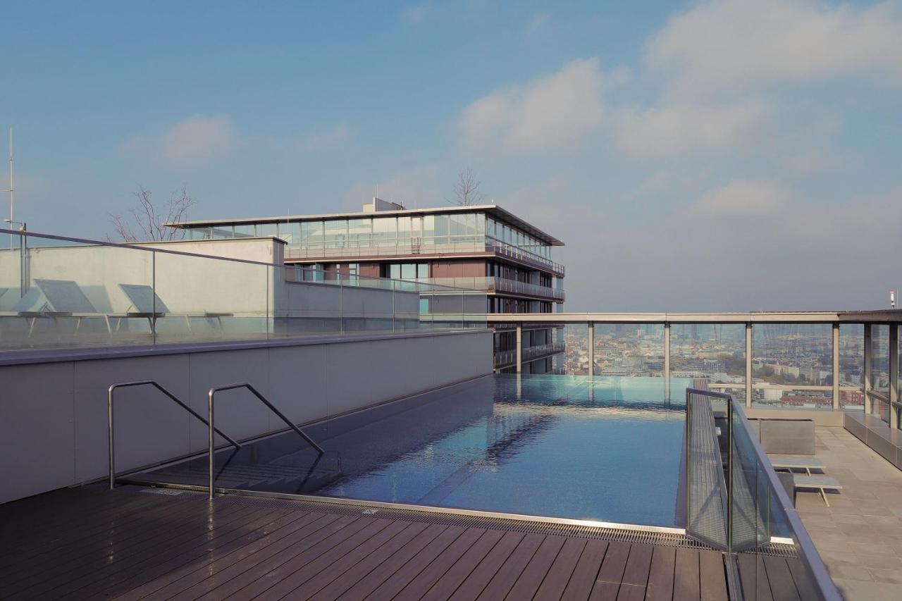 Triiiple Suites Level 21 Mit Balkon Und Tiefgarage Vienna Exterior photo