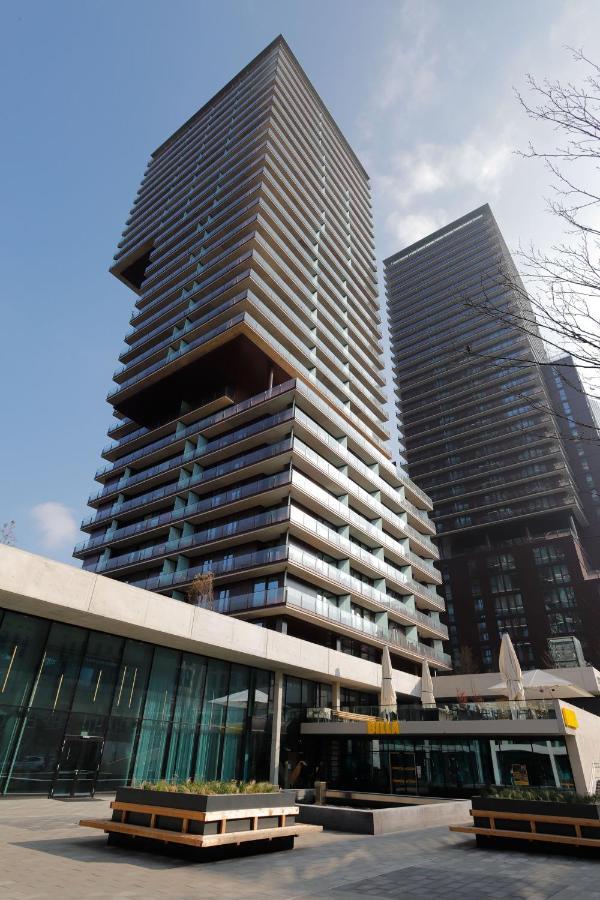 Triiiple Suites Level 21 Mit Balkon Und Tiefgarage Vienna Exterior photo